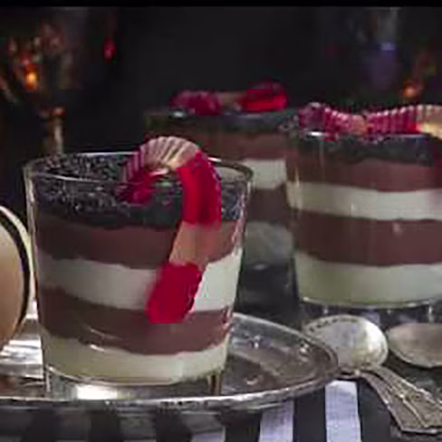 Image Recipe Striped Pudding Parfait with “Dirt” Topping