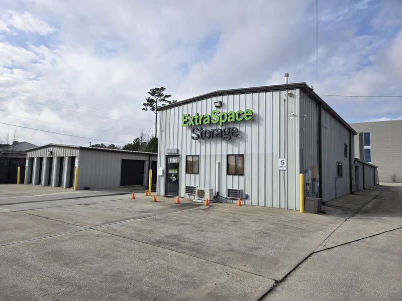 Storage Units in Murrells Inlet, SC at 11830 Frontage Rd | Extra Space ...