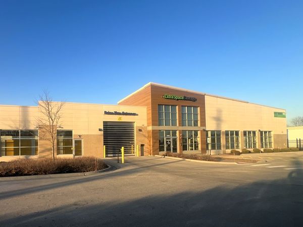 Extra Space Storage facility at 1991 W Haven Ave - New Lenox, IL