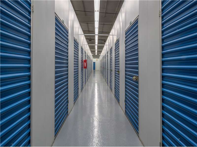 Extra Space Storage  7222 Riverdale Bend Rd in Memphis, TN