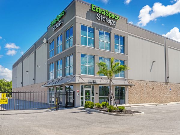Extra Space Storage facility at 19750 Cochran Blvd - Port Charlotte, FL