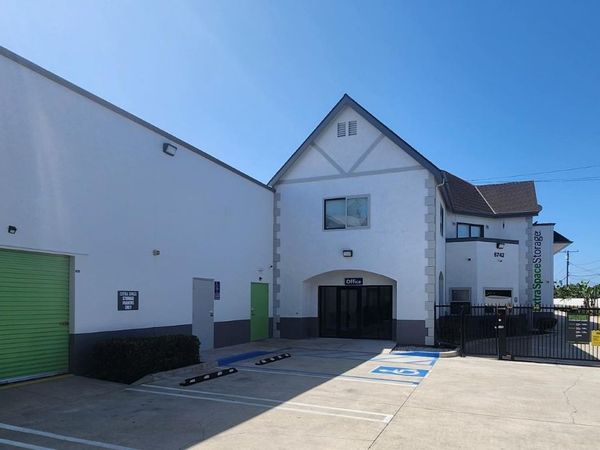 Extra Space Storage facility at 6742 Westminster Blvd - Westminster, CA