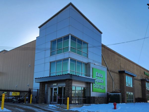 Extra Space Storage facility at 5253 W 111th St - Alsip, IL