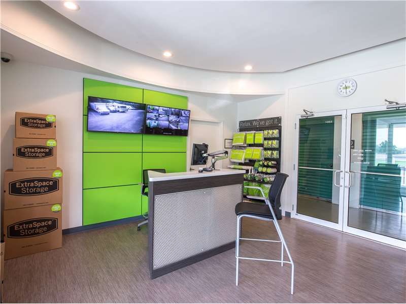 5×5 Self Storage Unit in Atlanta, GA 2489 Cheshire Bridge Rd NE Atlanta, Georgia 3