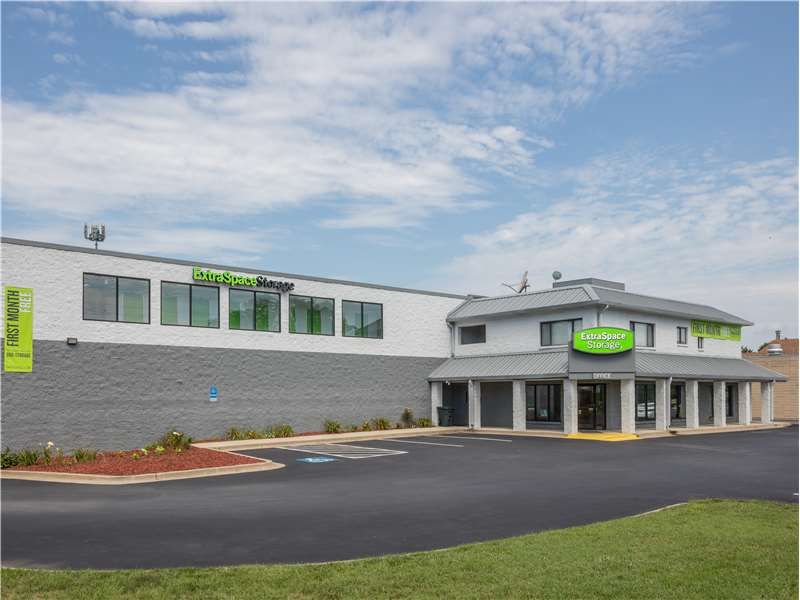 Extra Space Storage  19500 Frederick Rd in Germantown, MD