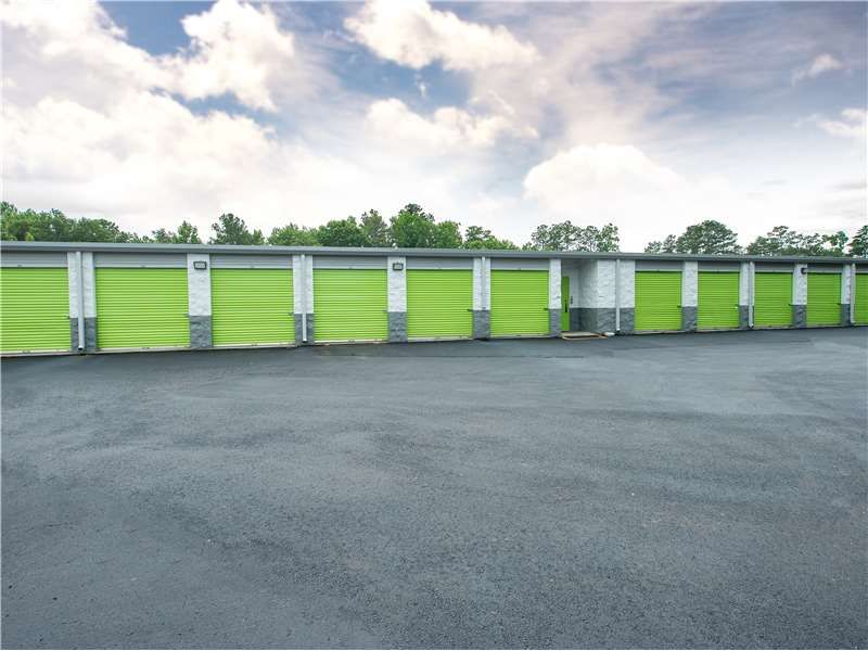 Extra Space Storage  855 N Main St in Alpharetta, GA