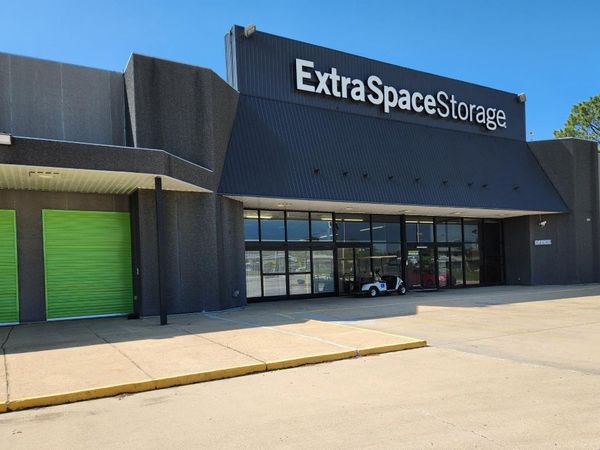 Extra Space Storage facility at 2650 E South Blvd - Montgomery, AL