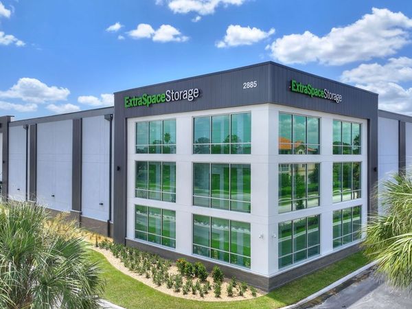 Extra Space Storage facility at 2885 Murrell Rd - Rockledge, FL