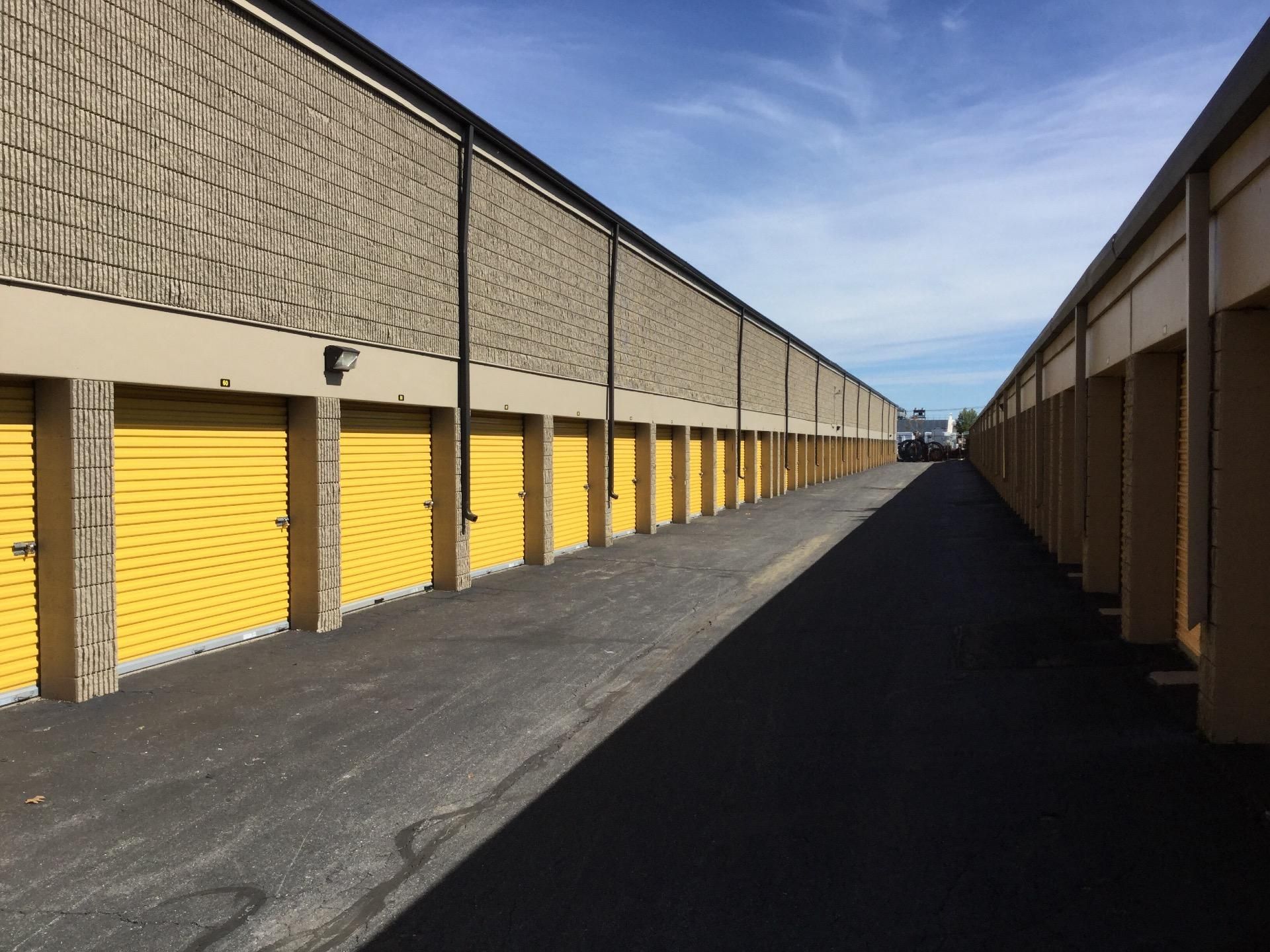 Extra Space Storage  140 Neponset Valley Pkwy in Dedham, MA