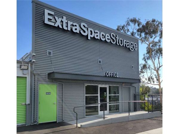 Extra Space Storage facility at 3091 Oceanside Blvd - Oceanside, CA