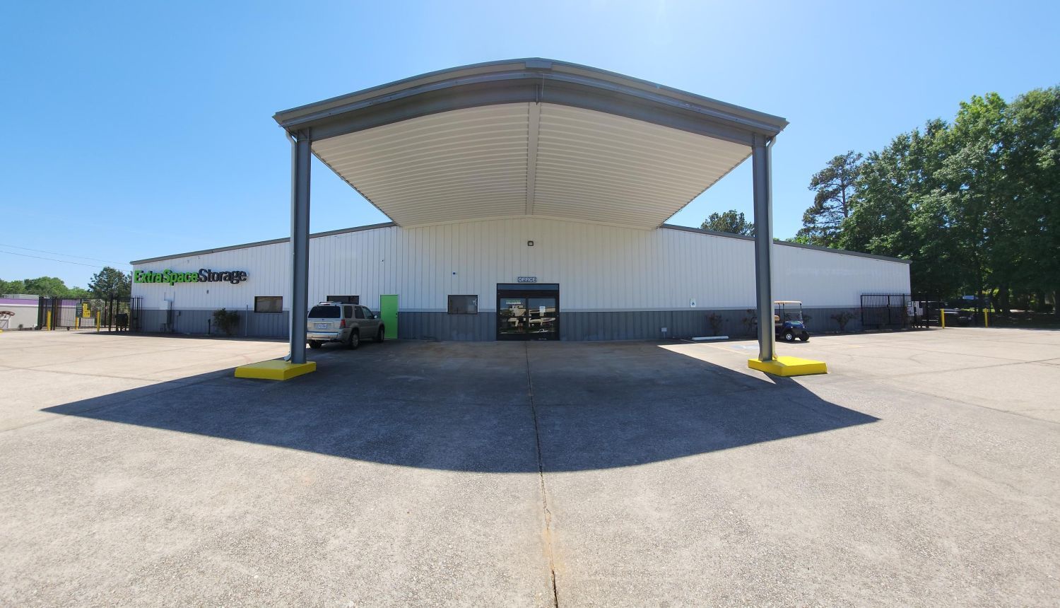Extra Space Storage  15261 Highway 105 W in Montgomery, TX