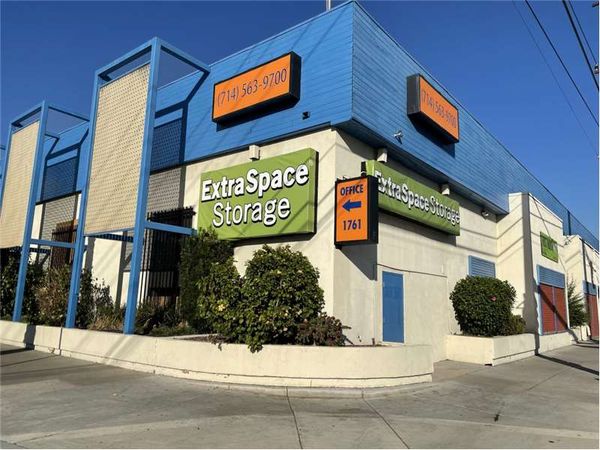 Extra Space Storage facility at 1761 W Katella Ave - Anaheim, CA