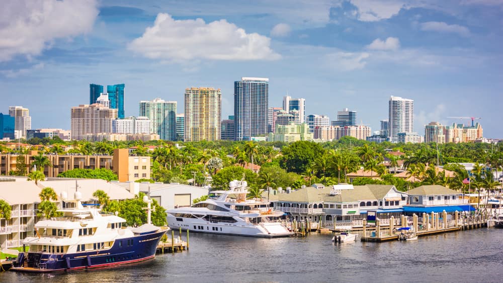 Article image for: 11 Best Places to Get Free & Cheap Moving Boxes in Fort Lauderdale