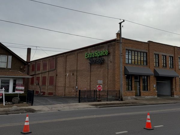 Extra Space Storage facility at 232 S Lake St - Aurora, IL
