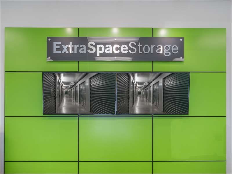 Extra Space Storage  890 St Peters Rd in Lexington, SC