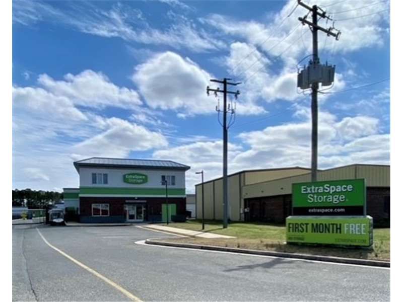Extra Space Storage  659 Woodlake Dr in Chesapeake, VA