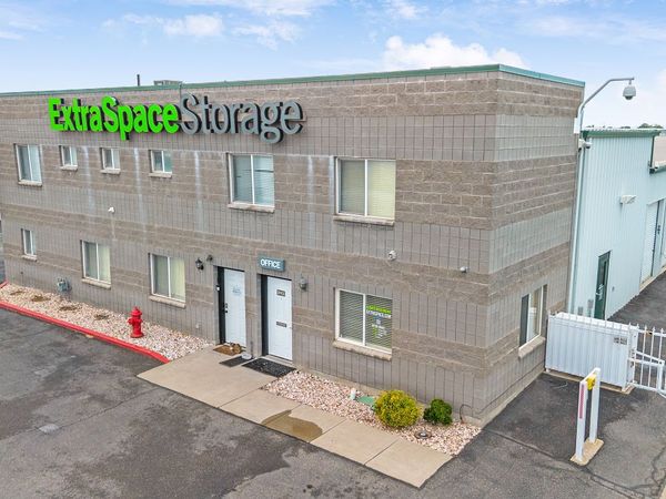 Extra Space Storage facility at 2765 S 1900 W - West Haven, UT