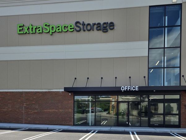 Extra Space Storage facility at 293 Route 17 South - Paramus, NJ