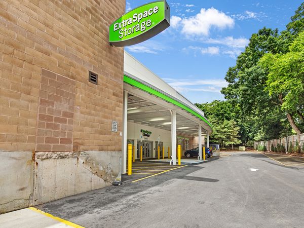 Extra Space Storage facility at 51 Wanaque Ave - Pompton Lakes, NJ