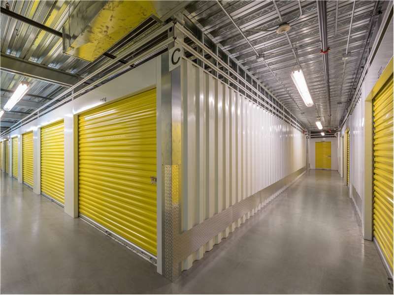 Extra Space Storage  735 Ebenezer Rd in Knoxville, TN