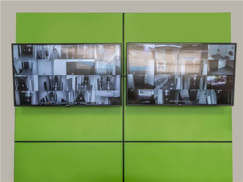 Extra Space Storage  2222 Southwest Fwy in Houston, TX