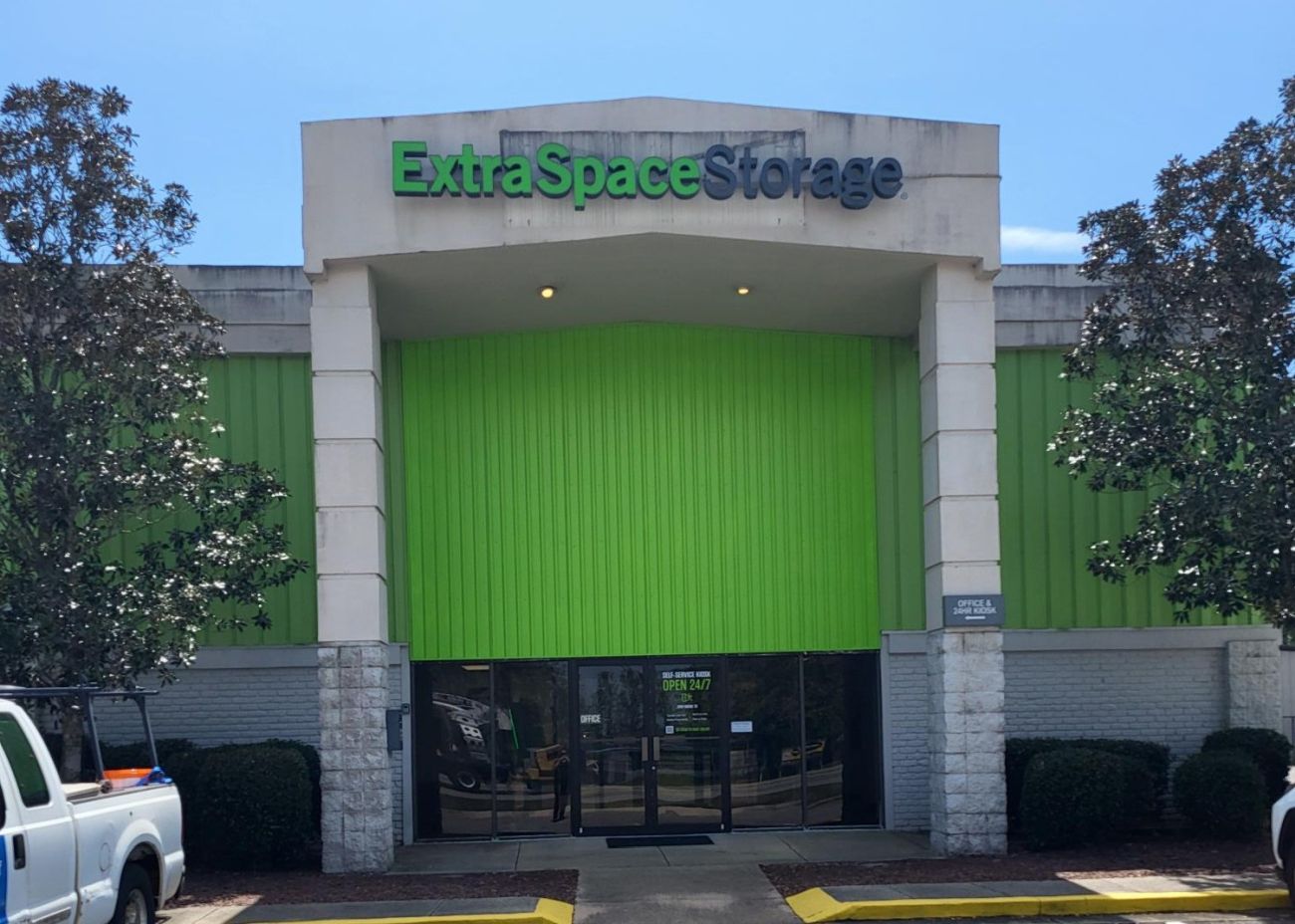 Extra Space Storage in Ocean Springs, MS  3610 Bienville Blvd