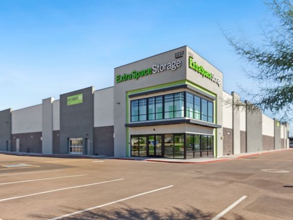 Extra Space Storage facility at 2232 E Quail Ave - Phoenix, AZ