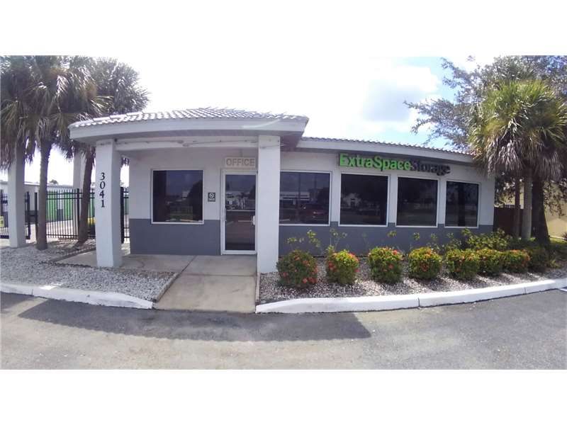 Extra Space Storage  3041 S McCall Rd in Englewood, FL