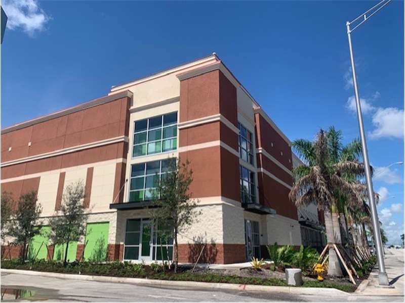 Extra Space Storage  3590 S State Road 7 in Hollywood, FL