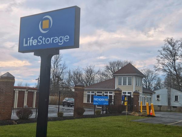 Life Storage facility on 5666 State Route 31 - Cicero, NY