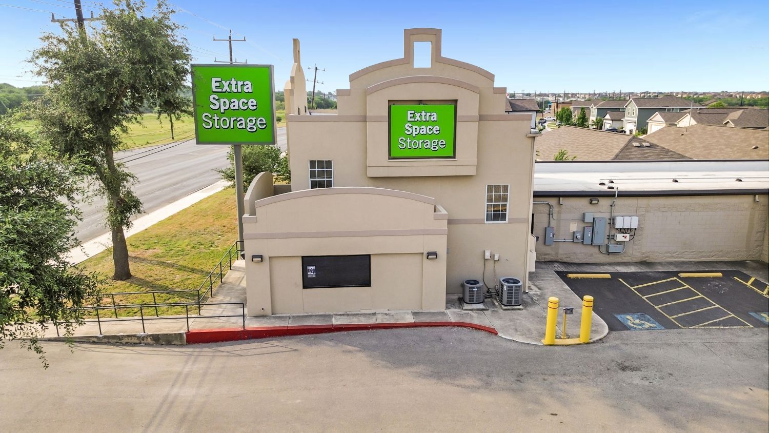 Extra Space Storage  6110 Walzem Rd in San Antonio, TX