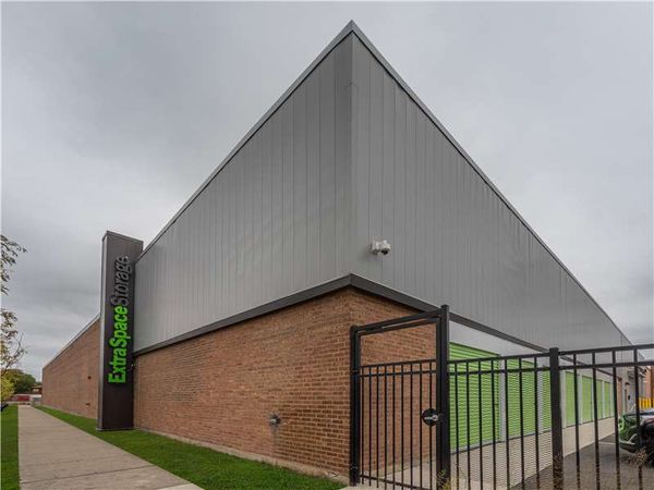 Extra Space Storage facility at 57 W 85th St - Chicago, IL