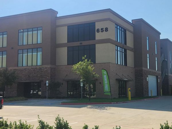 Extra Space Storage facility at 658 W Interstate 30 - Garland, TX