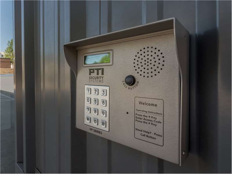 Extra Space Storage  924 Northside Dr NW in Atlanta, GA