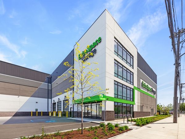 Extra Space Storage facility at 960 Eastern Ave - Malden, MA