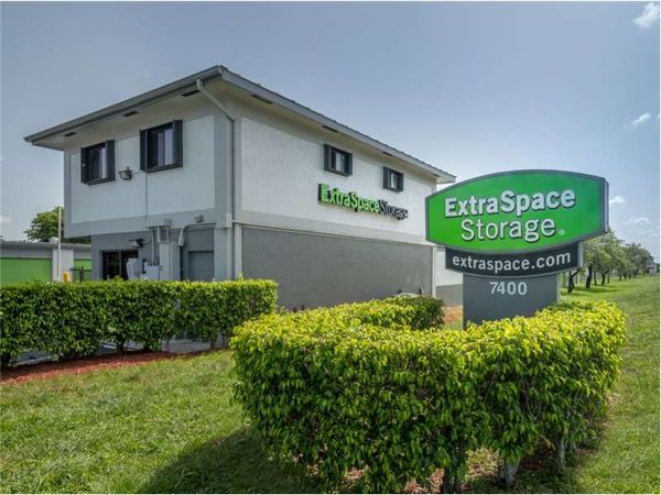 Extra Space Storage facility at 7400 W McNab Rd - North Lauderdale, FL