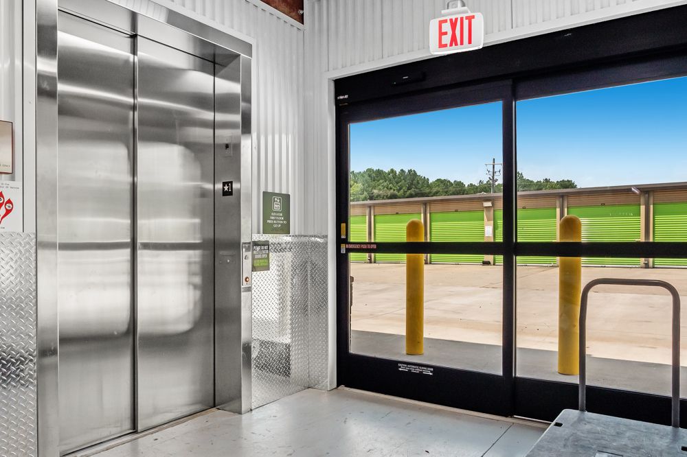 Extra Space Storage  1375 Commerce Rd in Morrow, GA