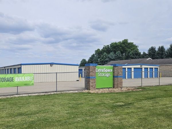 Extra Space Storage facility at 13855 N 1000 East Rd - Bloomington, IL