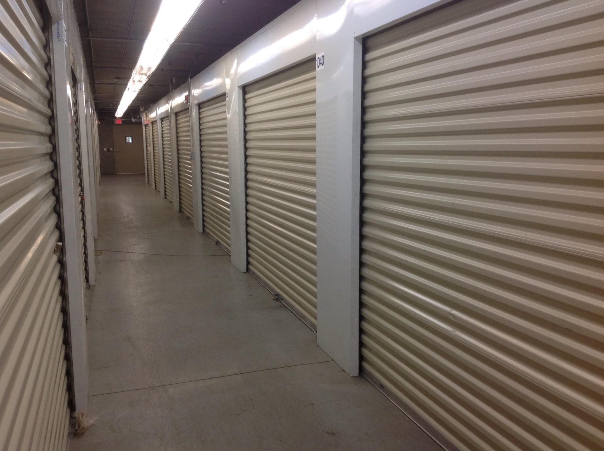 Extra Space Storage  6820 SW 81st Ter in Miami, FL