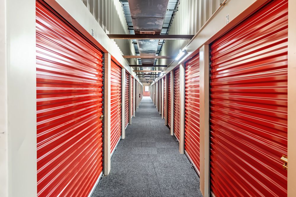 Extra Space Storage  1927 Scott St in Houston, TX