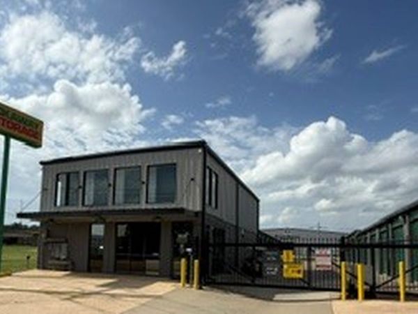Extra Space Storage facility at 3626 New Boston Rd - Texarkana, TX