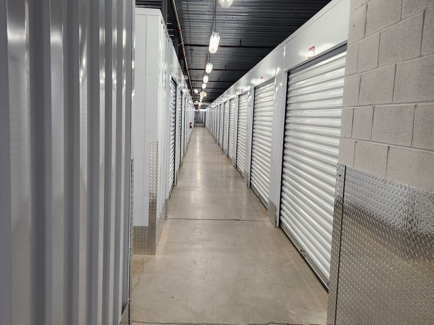 Extra Space Storage  5214 Honbarrier Dr in Greenville, SC