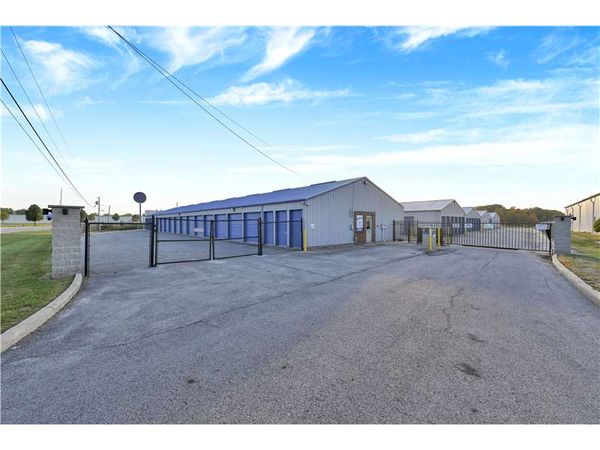 Extra Space Storage facility at 1345 N Vandemark Rd - Sidney, OH