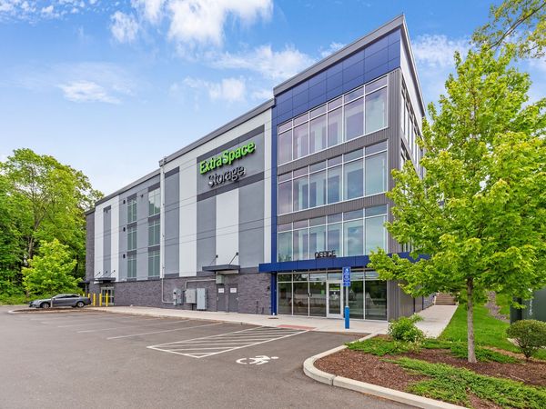 Extra Space Storage facility at 46 Arrow Rd - Wethersfield, CT