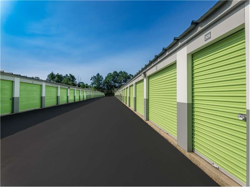 Extra Space Storage  751 Daniel Webster Hwy in Litchfield, NH