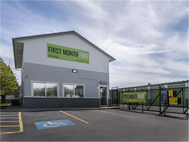 Extra Space Storage  5520 S 3915 W in Salt Lake City, UT