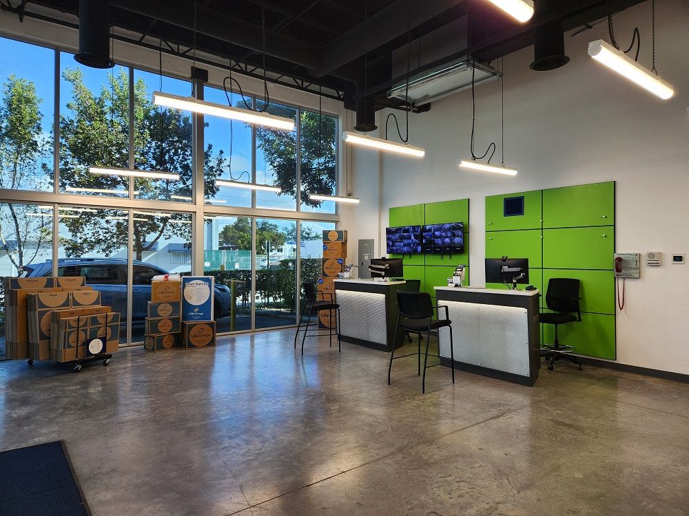 4×4 Self Storage Unit in Miami, FL 6850 SW 81st Ter Miami, Florida 3