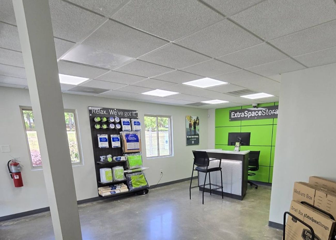 Extra Space Storage in Durham, NC  4417 Hillsborough Rd 3