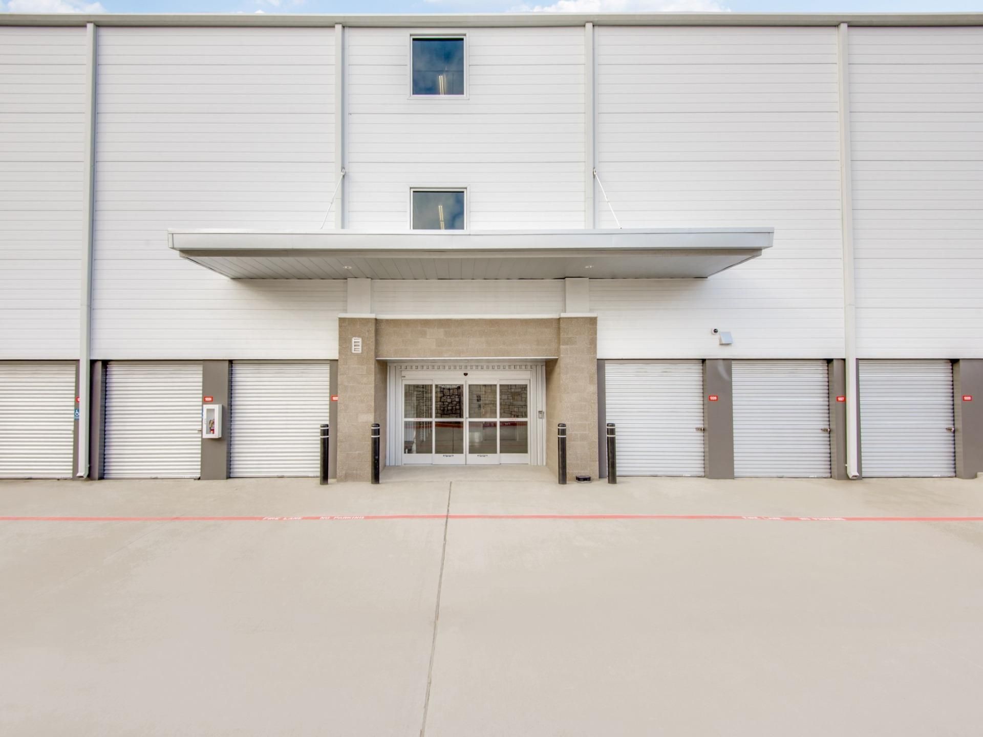 Extra Space Storage  4800 Windhaven Pkwy in The Colony, TX