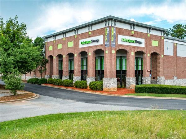 Extra Space Storage facility at 11640 Jones Bridge Rd - Alpharetta, GA